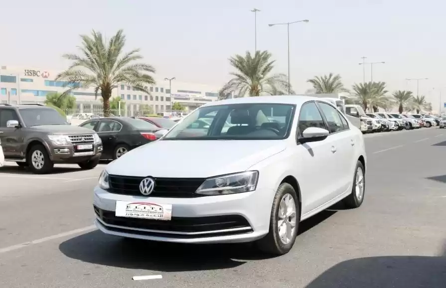 Nouveau Volkswagen Jetta À vendre au Doha #6502 - 1  image 
